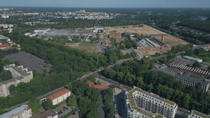 Luftaufnahme von Gartenfeld mit Bahnhof und Fläche für die neue Abstellanlage
