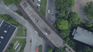 Luftaufnahme des Bahnhofs Siemensstadt